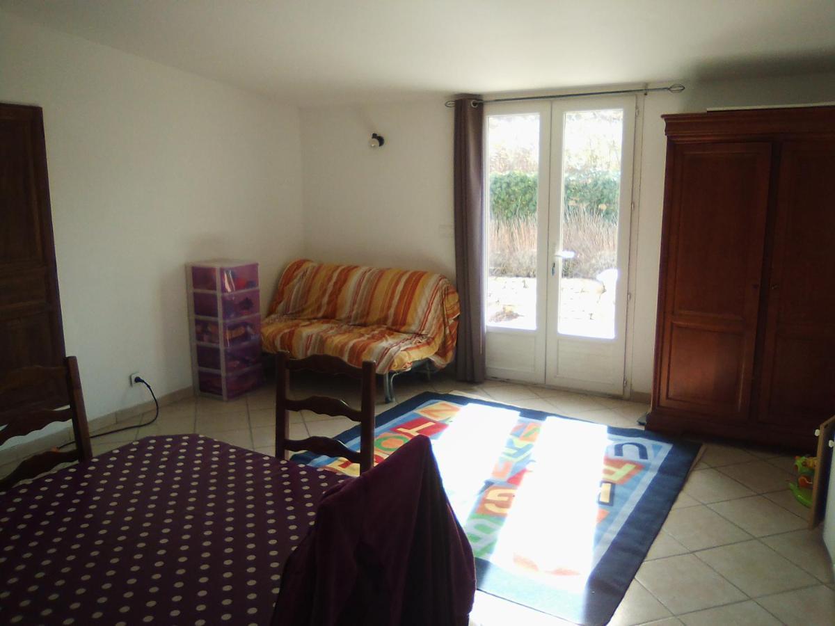 Holiday home A 150 M De La Piste Cyclable Maison En Campagne Avec Gde Piscine Goult